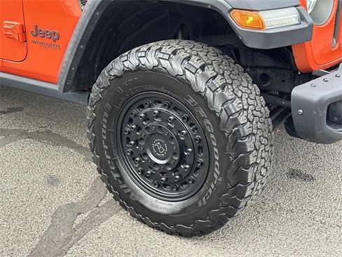 Used 2019 Jeep Wrangler Unlimited Rubicon w/ Steel Bumper Group image 7