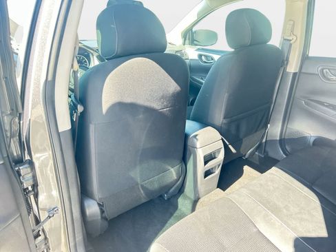 Used 2019 Nissan Sentra S FWD image 12