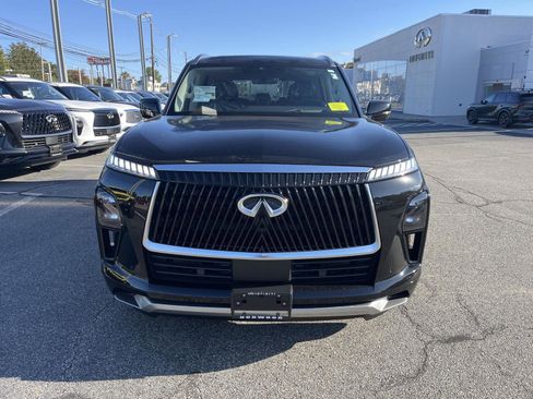 New 2026 INFINITI QX80 Luxe w/ Cargo Package image 8