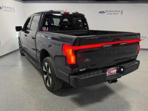 Used 2022 Ford F150 Lightning Platinum image 4