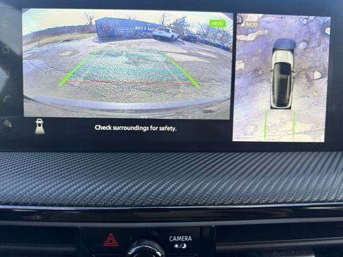 Certified 2025 Nissan Kicks SR image 13