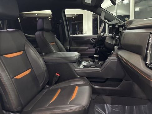 Used 2025 GMC Sierra 1500 AT4 image 37