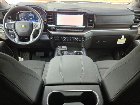 Used 2026 Chevrolet Silverado 1500 LT image 16