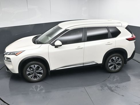 Certified 2023 Nissan Rogue SV image 38