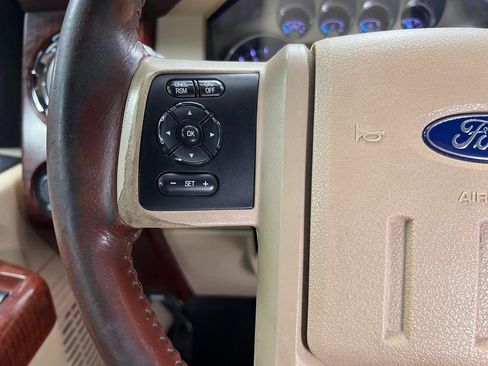 Used 2014 Ford F250 King Ranch w/ FX4 Off-Road Package image 17