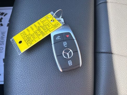 Used 2023 Mercedes-Benz GLA 250 4MATIC image 25