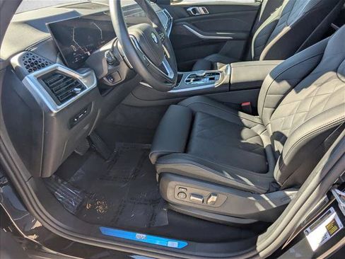 Certified 2025 BMW X5 sDrive40i image 17