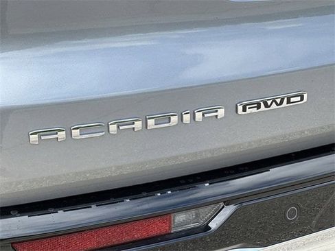 New 2025 GMC Acadia Denali w/ Super Cruise Package image 32