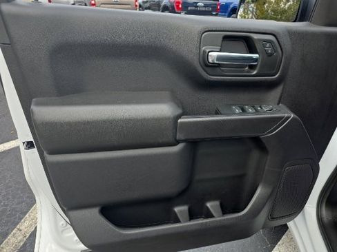 Used 2024 Chevrolet Silverado 1500 Custom image 19