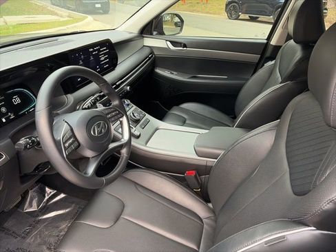 Used 2023 Hyundai Palisade SEL w/ Cargo Package image 12