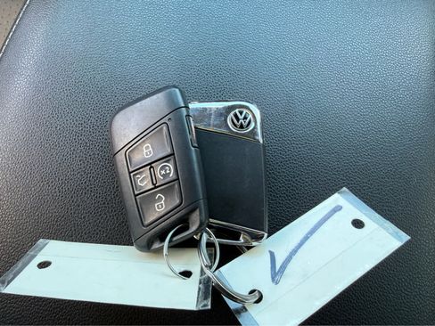 Used 2023 Volkswagen Atlas SEL image 37