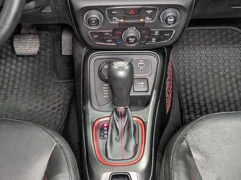 Used 2018 Jeep Compass Trailhawk w/ Leather Interior Group image 20