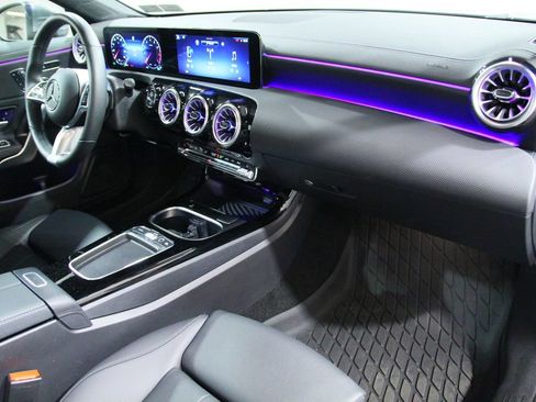 Certified 2025 Mercedes-Benz CLA 250 4MATIC image 22