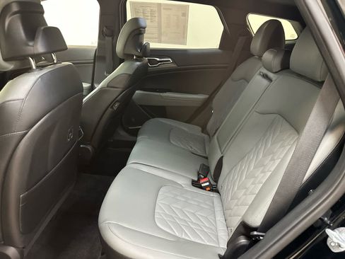 Used 2023 Kia Sportage X-Line w/ X-Line Premium Package image 19