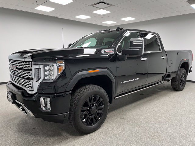 Used 2023 GMC Sierra 3500 Denali w/ Denali Black Diamond Edition AWD/4WD image 6
