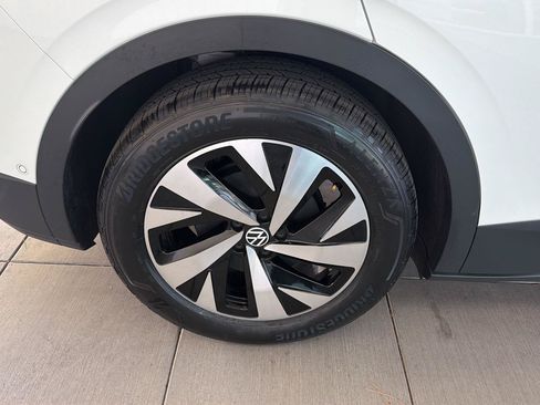 Certified 2023 Volkswagen ID.4 Pro RWD image 11