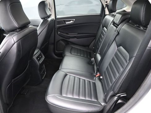 Used 2023 Ford Edge SEL image 12