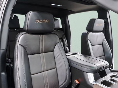 Used 2025 Chevrolet Silverado 1500 High Country w/ Midnight Edition image 35