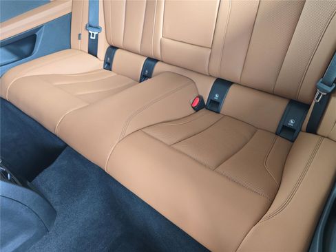 Certified 2025 BMW 430i Coupe w/ Convenience Package image 12