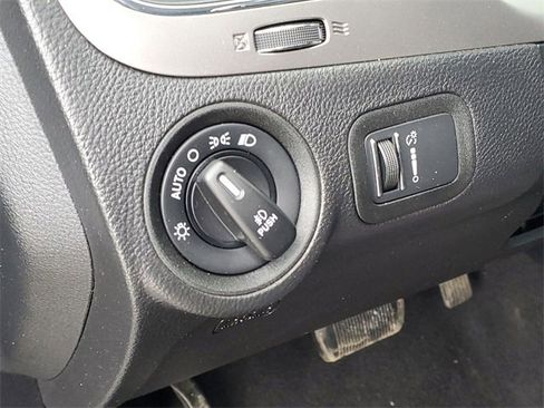 Used 2018 Dodge Journey Crossroad image 8