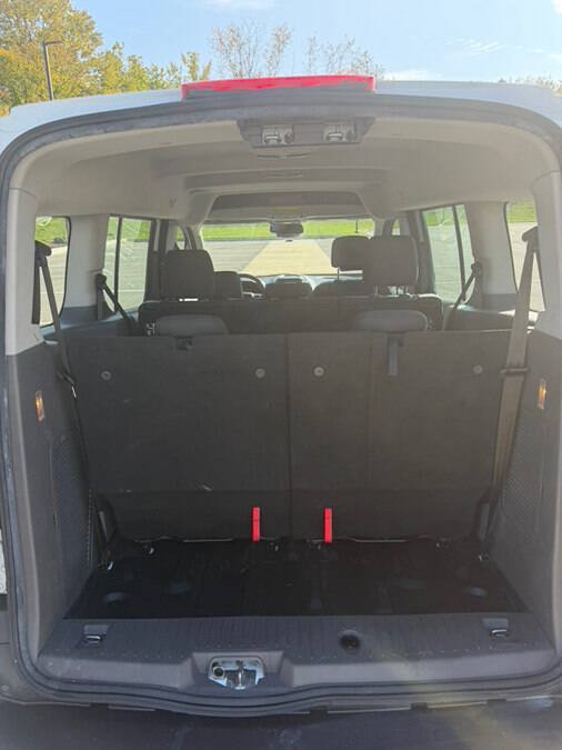 Used 2020 Ford Transit Connect XL FWD image 12
