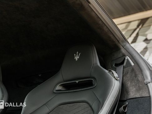 Used 2023 Maserati MC20 Coupe image 24