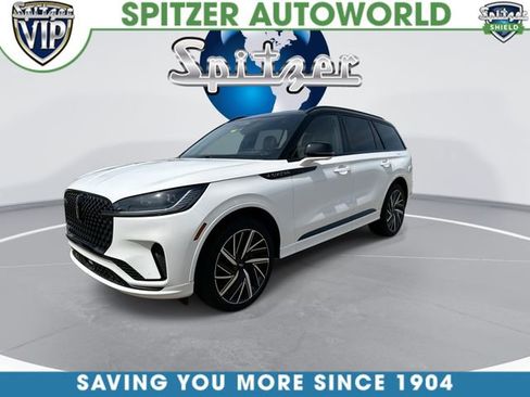 Used 2025 Lincoln Aviator Black Label w/ Black Label Special Edition AWD/4WD image 4