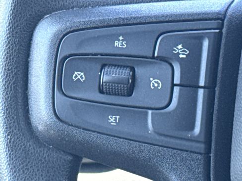 Used 2024 Chevrolet Silverado 2500 Custom w/ Custom Value Package image 19