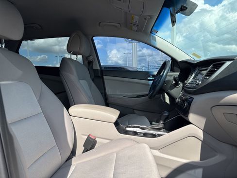Used 2016 Hyundai Tucson Sport FWD image 7