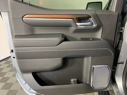 Used 2025 GMC Sierra 1500 Denali w/ Technology Package image 28