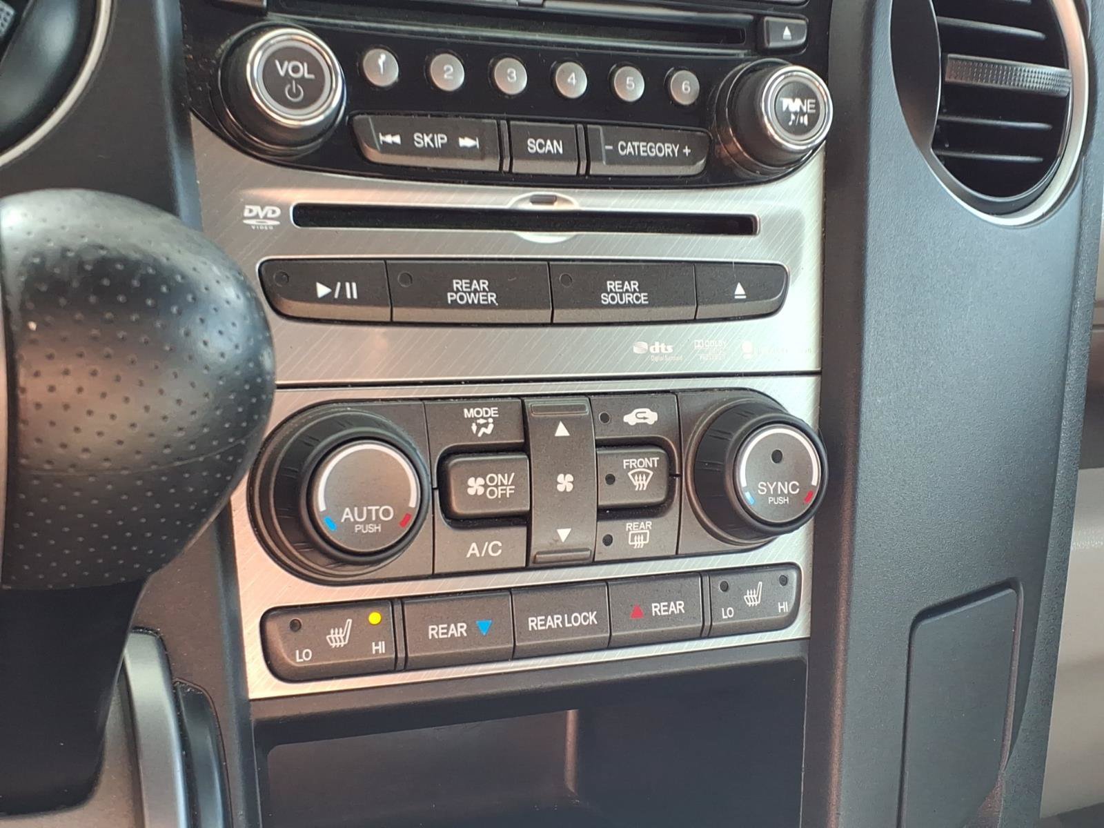 Used 2015 Honda Pilot Touring image 10
