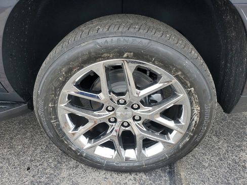 New 2026 GMC Yukon Elevation image 7