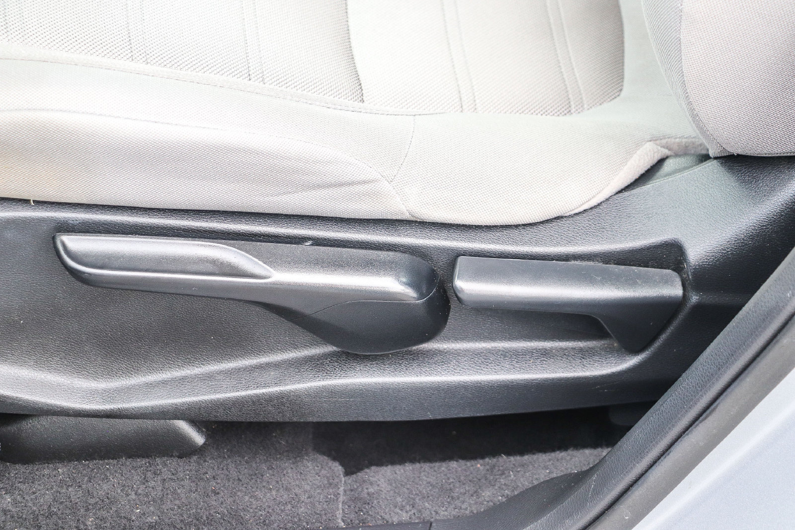 Used 2019 Honda CR-V LX image 20