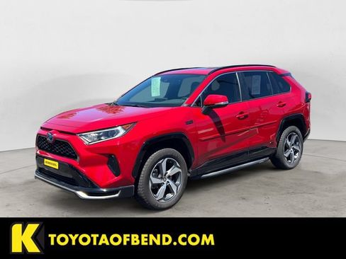 Used 2021 Toyota RAV4 SE w/ Weather & Moonroof Package AWD/4WD image 1