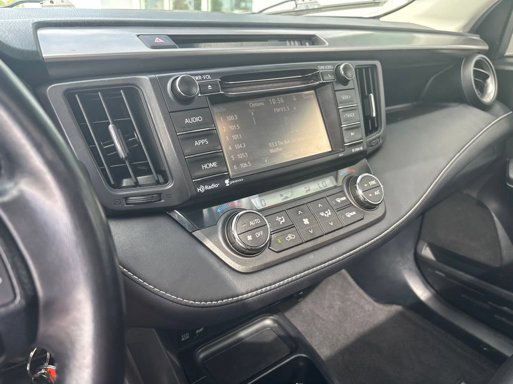 Used 2017 Toyota RAV4 XLE w/ Carpet Mat Package AWD/4WD image 7