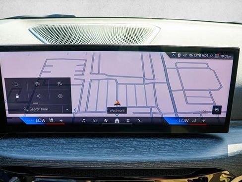 Used 2025 BMW 330i xDrive Sedan w/ Convenience Package image 16