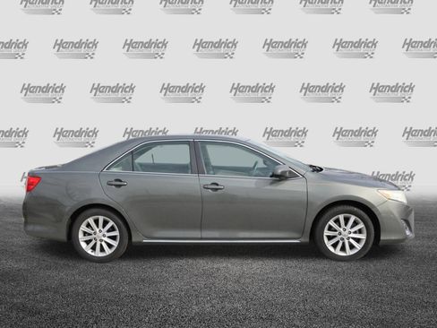 Used 2012 Toyota Camry XLE image 10