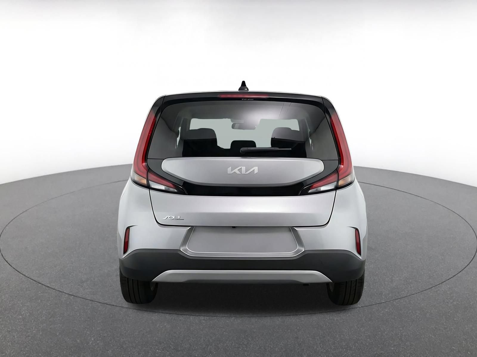 Used 2025 Kia Soul LX w/ LX Technology Package FWD image 7