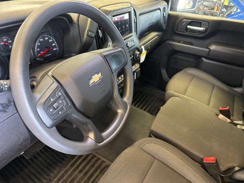 New 2026 Chevrolet Silverado 2500 Custom w/ Custom Value Package AWD/4WD image 9