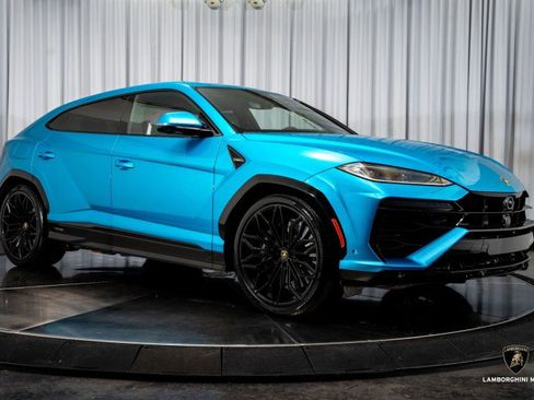 Used 2025 Lamborghini Urus SE image 18
