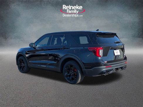 Used 2021 Ford Explorer ST w/ ST Street Pack image 8