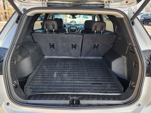 Used 2018 Chevrolet Equinox Premier FWD image 14