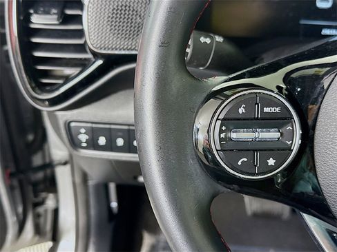 Used 2023 Kia Soul GT-Line image 22