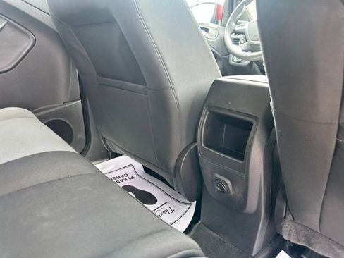 Used 2015 Ford Escape SE FWD image 12