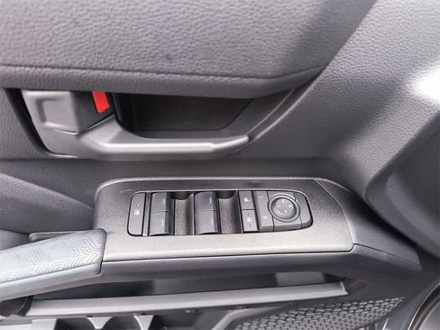 Used 2025 Toyota 4Runner SR5 image 13