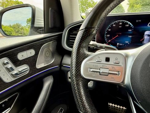 Used 2022 Mercedes-Benz GLE 350 4MATIC w/ AMG Line Exterior image 20