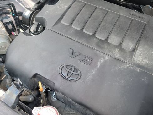 Used 2016 Toyota Highlander XLE AWD/4WD image 49