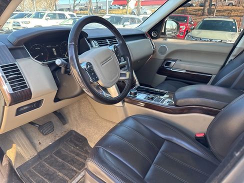Used 2014 Land Rover Range Rover HSE image 8