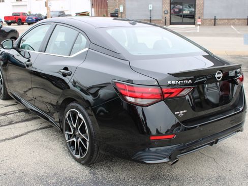 Certified 2024 Nissan Sentra SR w/ SR Premium Package image 3