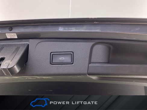 Used 2019 Volkswagen Atlas SE AWD/4WD image 32